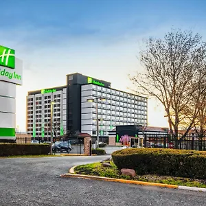 International Airport Hotell