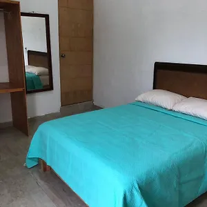 Airport Sleepy Bed and breakfast Cancún