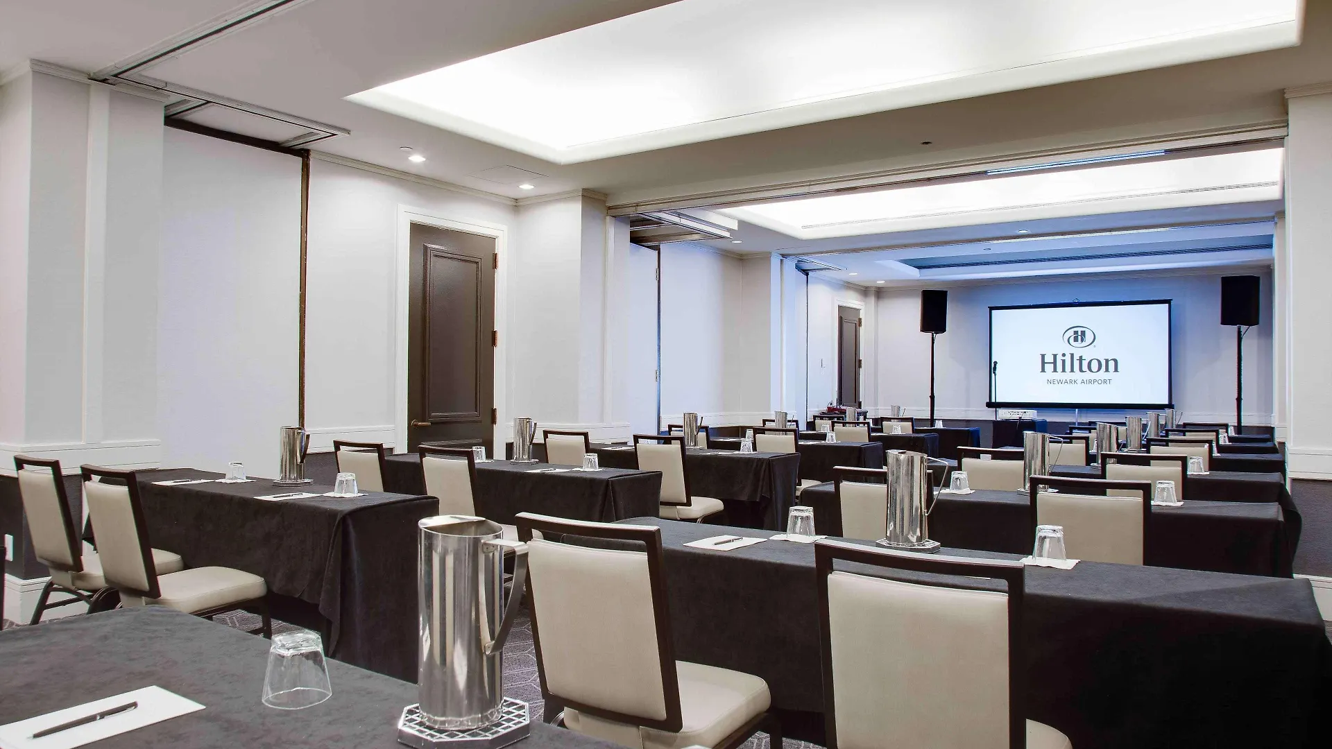 Hilton Newark Airport Hotel Elizabeth 3*,