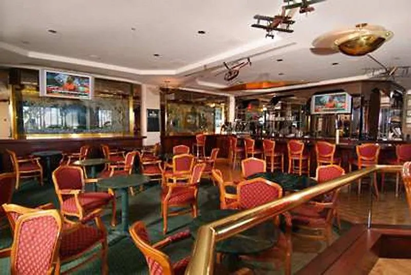 Hilton Newark Airport Hotel Elizabeth 3*,  United States